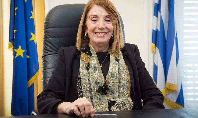 Καθεστώς ΣΥΡΙΖΑ – Τασία Χριστοδουλοπούλου σε βουλευτές: Συνεχίστε, δώστε πόνο